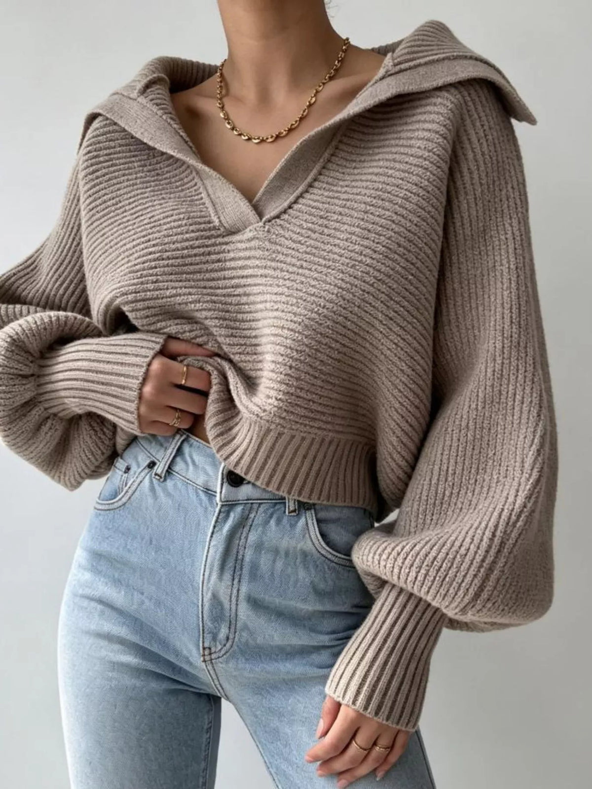Woman wearing a Khaki oversized collar ribbed cropped sweater